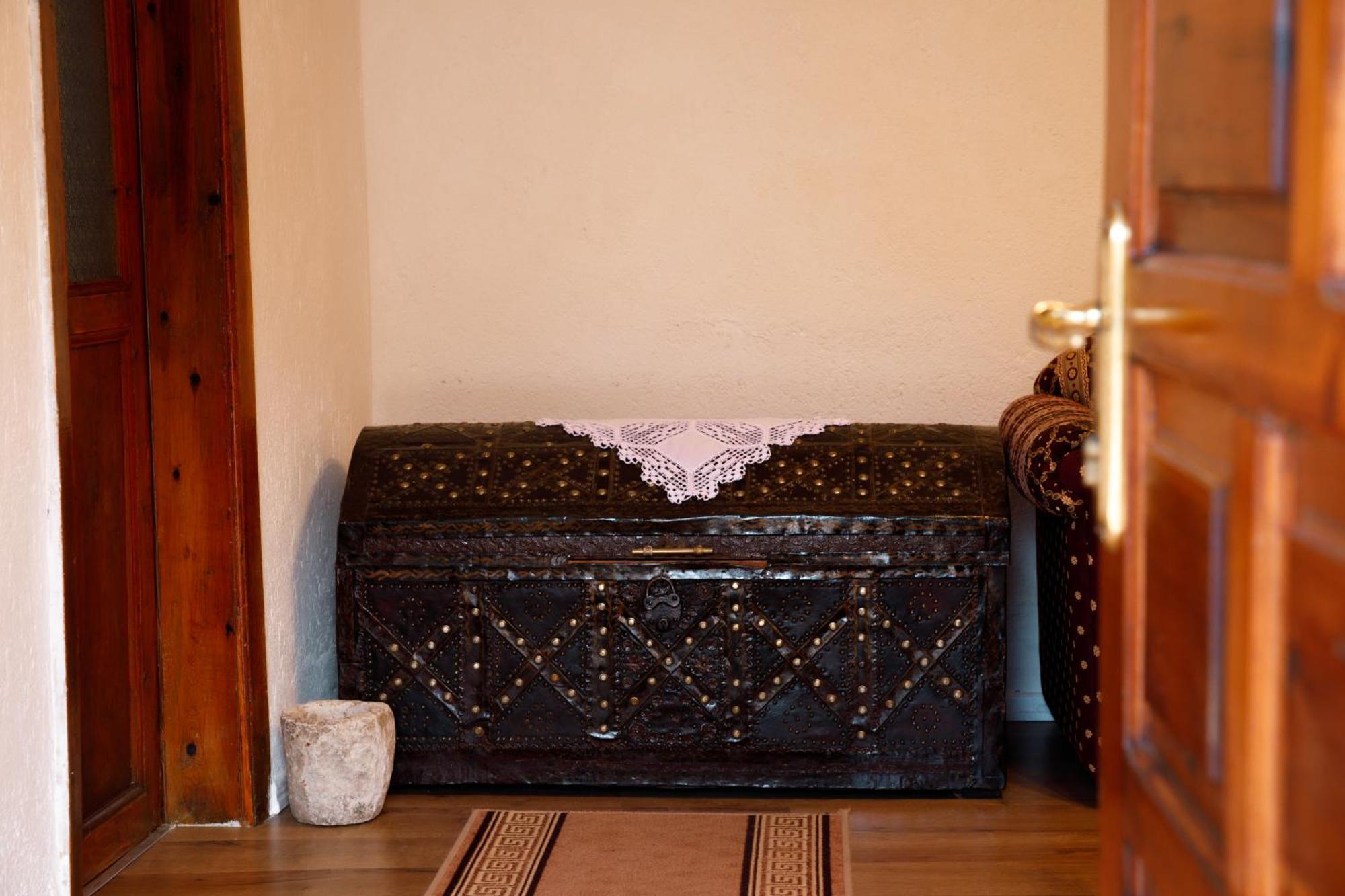 Guesthouse 1805 Gjirokastër المظهر الخارجي الصورة