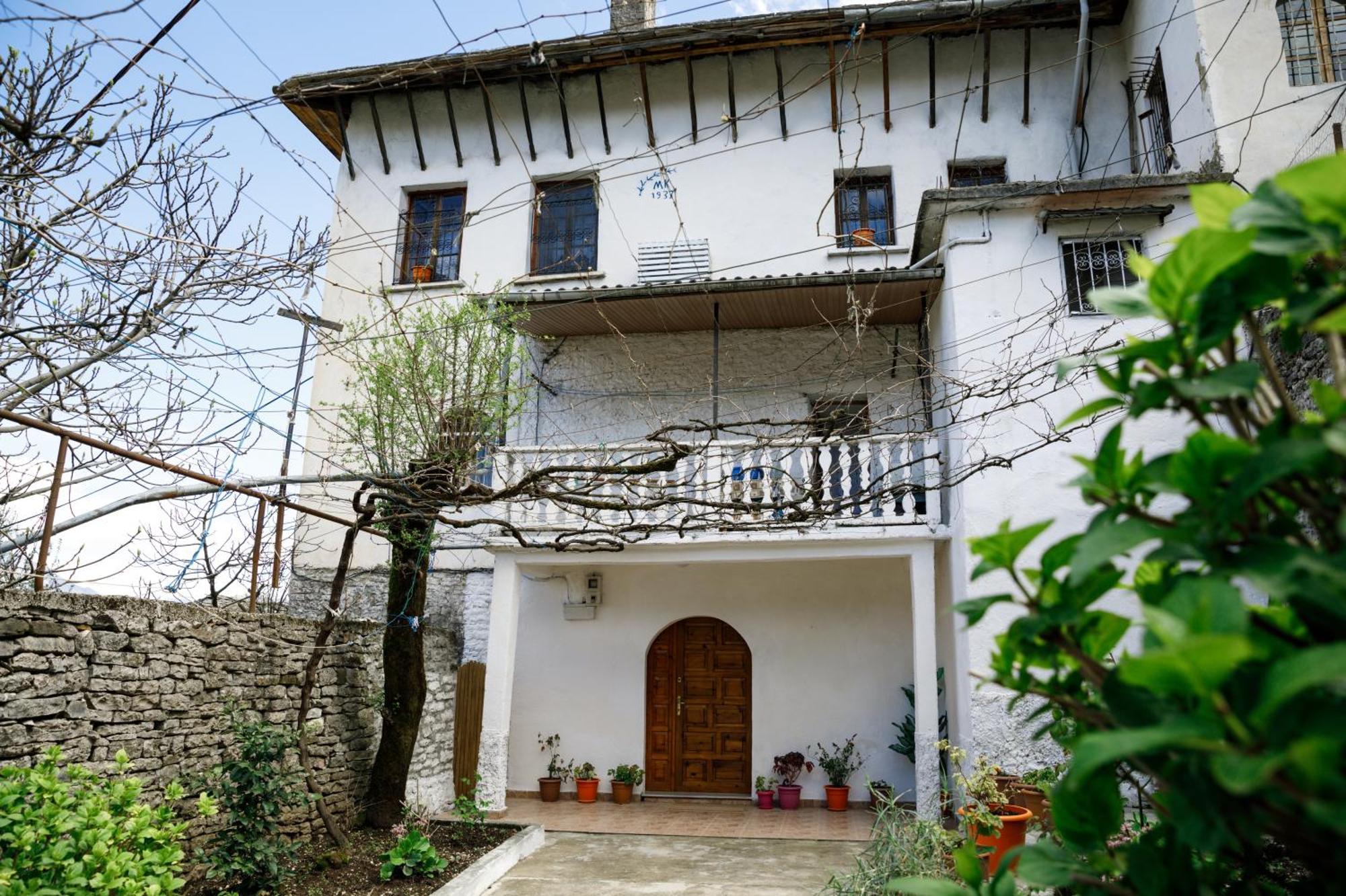 Guesthouse 1805 Gjirokastër المظهر الخارجي الصورة