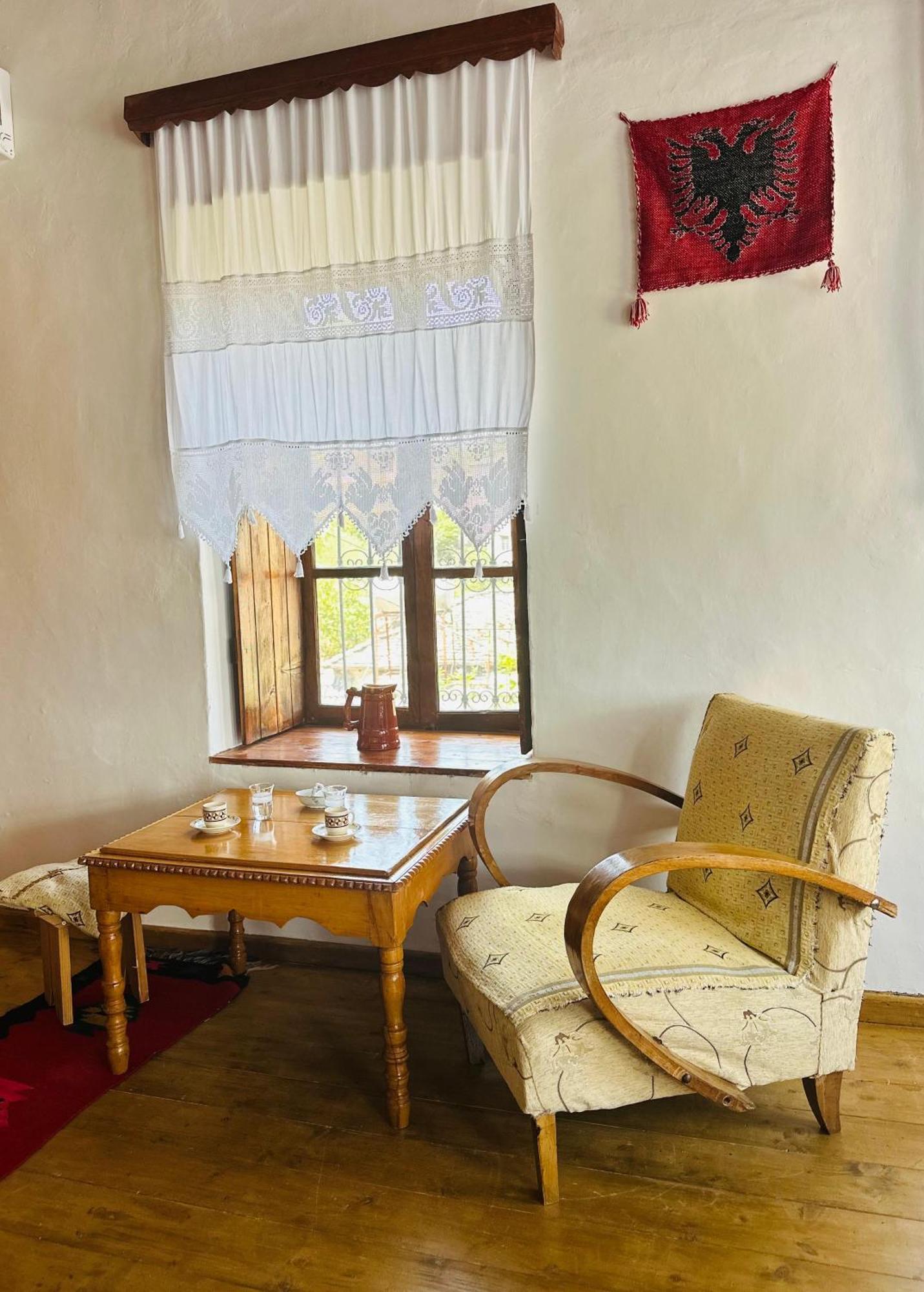 Guesthouse 1805 Gjirokastër المظهر الخارجي الصورة