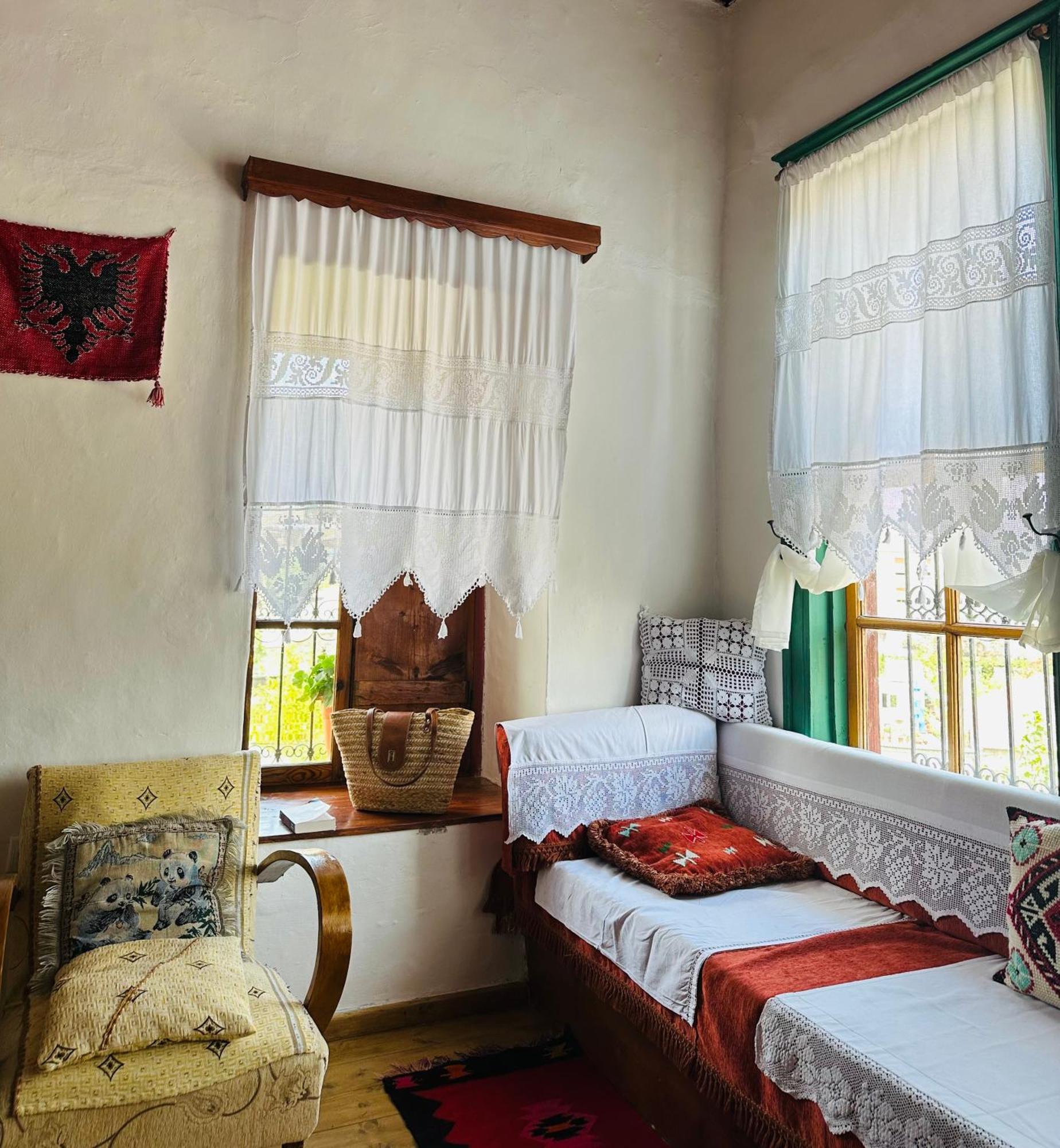 Guesthouse 1805 Gjirokastër المظهر الخارجي الصورة